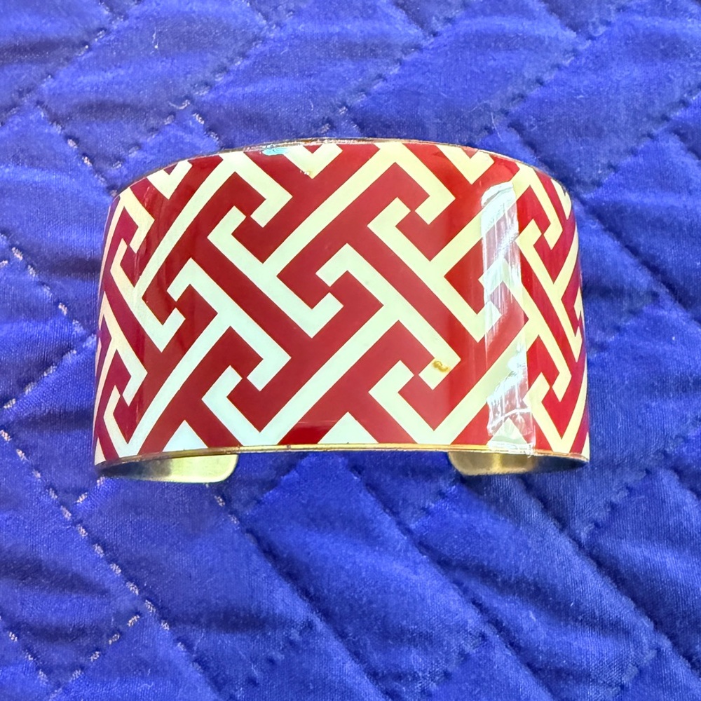Mud Pie Garnet and Gold Geometric Bracelet